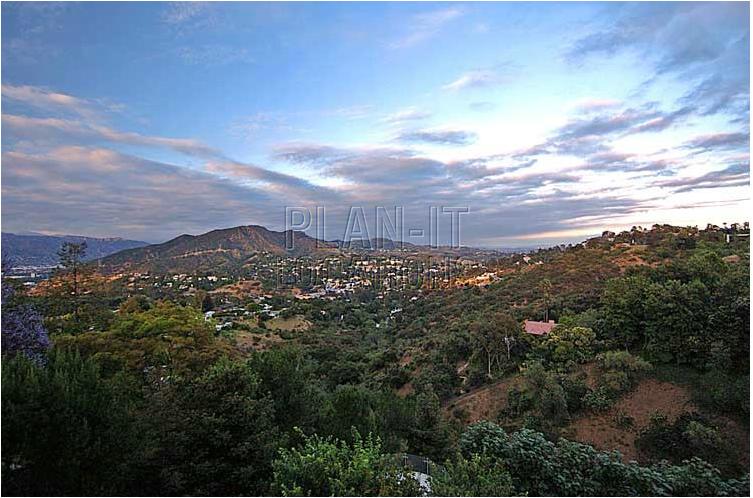 8c83.jpg