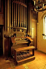 4ah6123_29.jpg