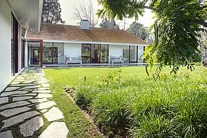 8adscn 029.jpg