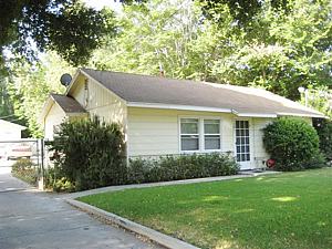 1bIMG_3695 (Small).JPG