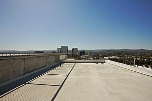 5c177office_66.jpg