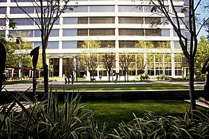 7f177office_116.jpg