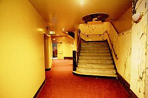 4adscn_376.jpg