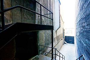 6adscn_208.jpg