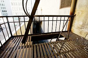 6adscn_215.jpg