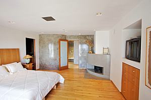 4jH5165_69.jpg